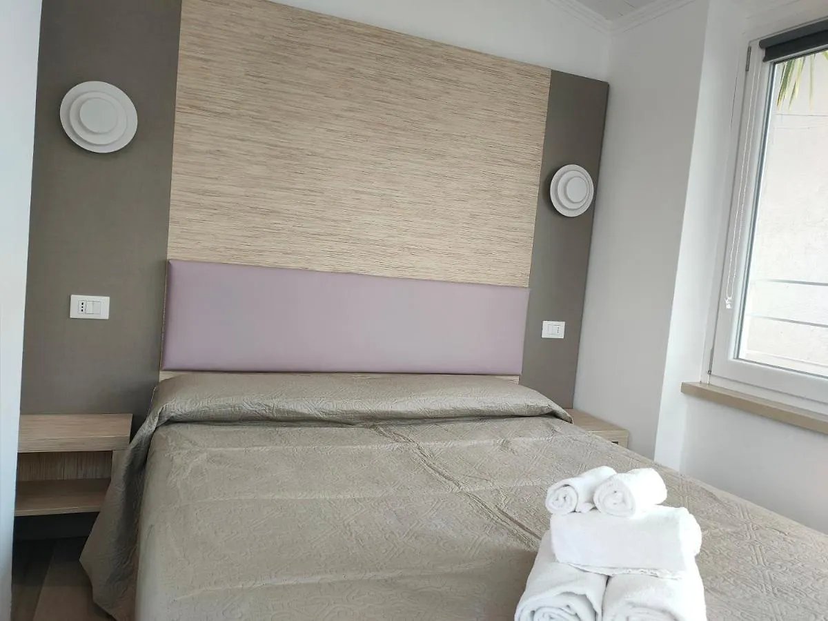 Apartman Iris Ar Holiday-Home Peschiera del Garda Olaszország