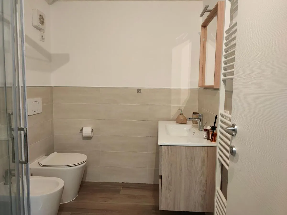 Iris Ar Holiday-Home Peschiera del Garda Apartament
