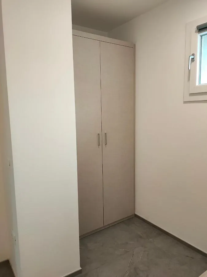Iris Ar Holiday-Home Peschiera del Garda Apartament